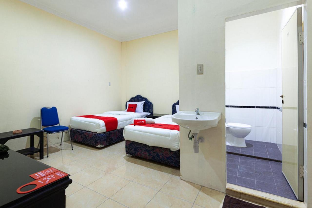 Reddoorz Near Yuki Simpang Raya Mall Medan 2 Εξωτερικό φωτογραφία